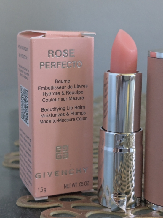 Givenchy Rose Perfecto Beautifying Lip Balm - Soft Pink - Picture 4 of 4